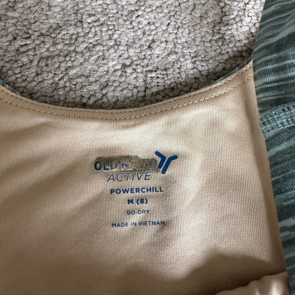 Girls Old Navy Power Chill green sports bra YM 8 nwot - Picture 2 of 2